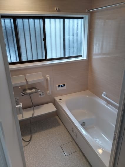 TOTO　サザナへの交換工事