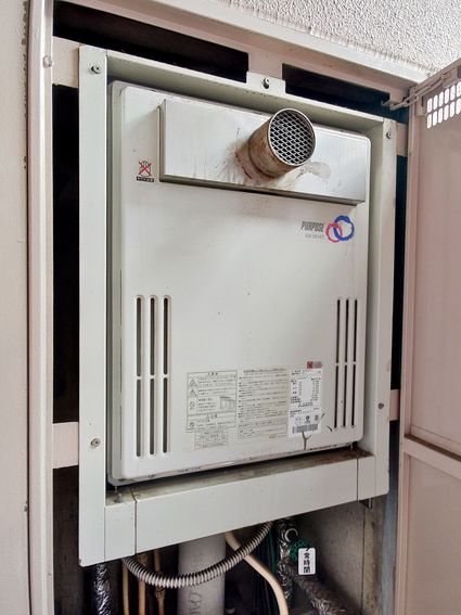 福岡県福岡市城南区でのFH-2023SATLへの交換工事前の状態（早良店）