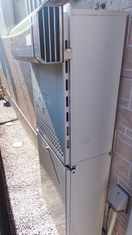 埼玉県坂戸市でのGT-C2472AW-1 BLへの交換工事前の状態（川越店）