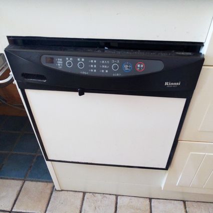 愛知県日進市でのRSW-C402CA-SVへの交換工事前の状態（みよし店）