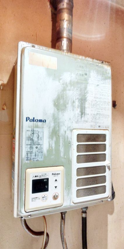 福岡県福岡市中央区でのPH-163EWFSへの交換工事前の状態（早良店）