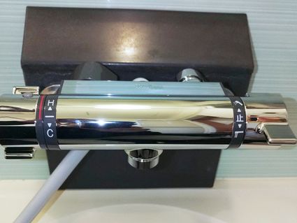 東京都練馬区でのKF800TNNへの交換工事（練馬店施工）