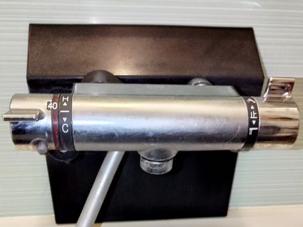 東京都練馬区でのKF800TNNへの交換工事前の状態（練馬店）