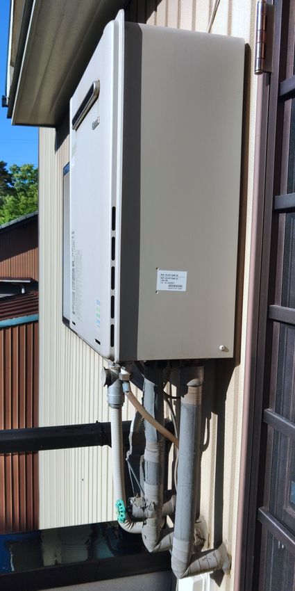 愛知県名古屋市中村区でのRUF-E200ESAWへの交換工事前の状態（中村店）