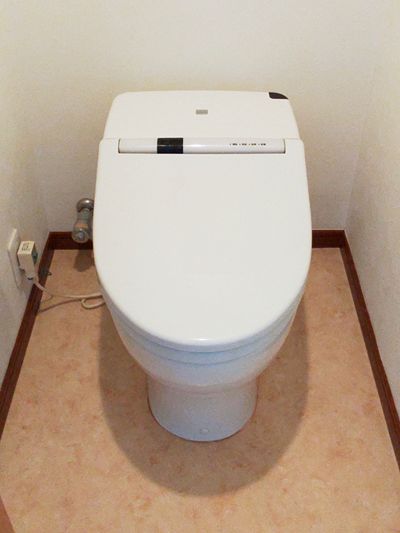 福岡県福岡市中央区でのCES9510への交換工事前の状態（早良店）