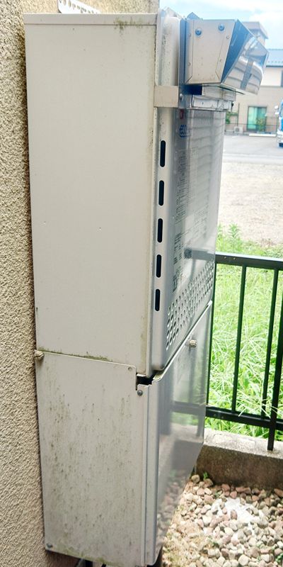 岐阜県岐阜市でのRUF-E200ESAWへの交換工事前の状態（岐阜店）