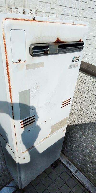 愛知県春日井市でのRUFH-E2407SAW2-3(A)への交換工事前の状態（春日井店）