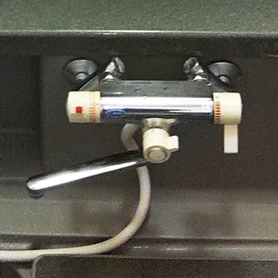 静岡県静岡市駿河区でのTBV03402J1への交換工事前の状態（静岡店）