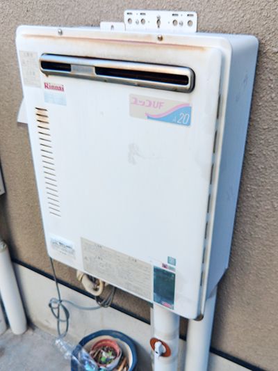 愛知県名古屋市北区でのRUF-E200EAWへの交換工事前の状態（名古屋西店）