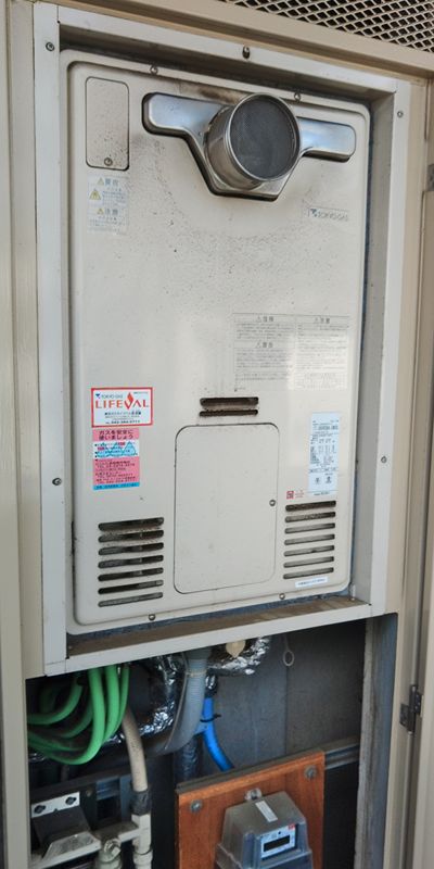 東京都小金井市でのRUFH-A2400SAT2-6(A)への交換工事前の状態（練馬店）